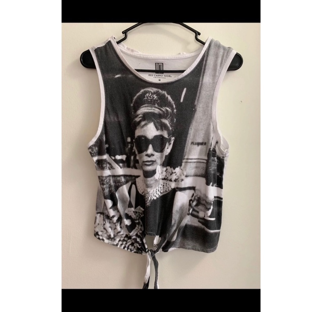 ✨ Audrey Hepburn tank top ✨